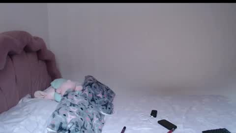 Snapshot of abbie777 chatting on December 29, 9:09 pm abbie777 online show from December 29, 9:09 pm