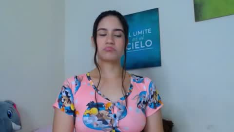 Abbie Hard  --------------- Streaming from 0800 - 0400 UTC-5 online show from February 4, 1:34 am