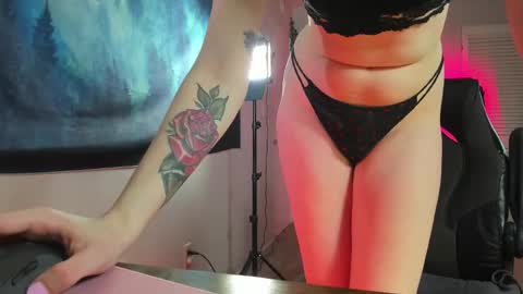 Abbie  Morgan online show from September 26, 12:47 am