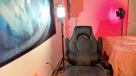 Abbie  Morgan online show from November 18, 2:50 am