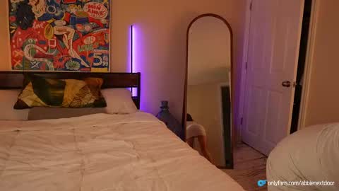 Abbie online show from March 12, 8:10 pm