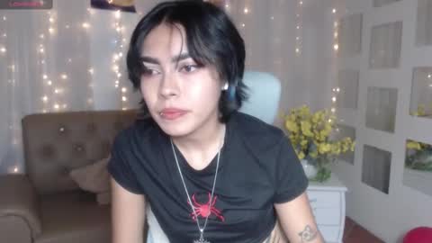 Snapshot of abbiross chatting on February 14, 7:12 pm Abbi online show from February 14, 7:12 pm