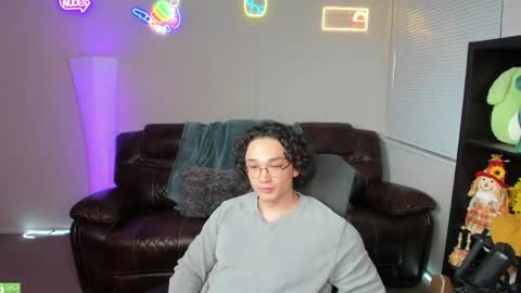Snapshot of abbuddy920236 chatting on May 27, 1:13 am buddy online show from May 27, 1:13 am