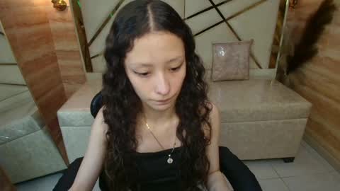 Snapshot of abby__r chatting on May 19, 12:44 pm Abby online show from May 19, 12:44 pm