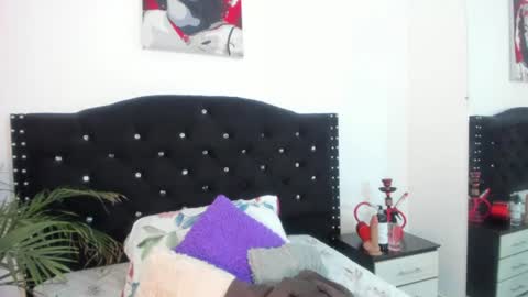 Snapshot of abby_jones2 chatting on June 27, 3:11 am abby jones online show from June 27, 3:11 am