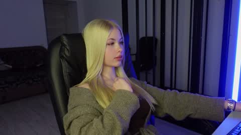 ABBY LAKER online show from February 27, 12:13 pm