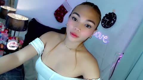 abby_luxpinay online show from December 19, 8:38 pm