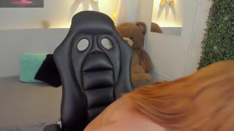 Abby  online show from March 10, 6:24 pm