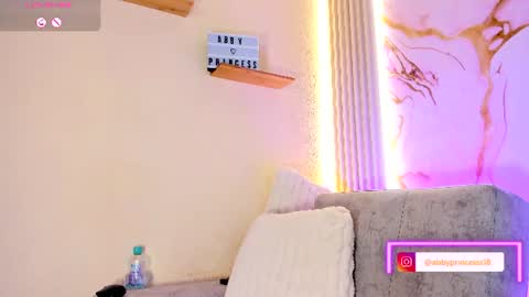 Snapshot of abby_princess18 chatting on August 1, 12:15 pm Abby online show from August 1, 12:15 pm