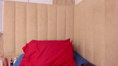 abby_swett1 online show from February 6, 2:53 pm