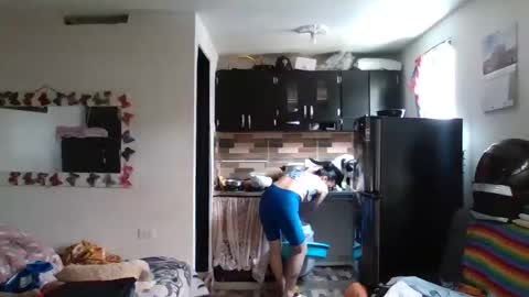 Abby online show from February 19, 4:36 pm