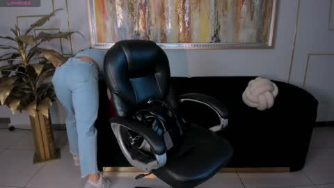 Abby Dalton  online show from April 18, 11:58 am