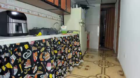 sara online show from January 21, 4:43 am