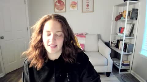 Snapshot of abbyjamesxo chatting on December 9, 9:37 pm Abby James online show from December 9, 9:37 pm