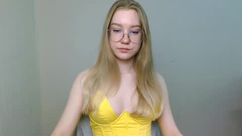 Abby Lovense is active online show from March 15, 10:32 am