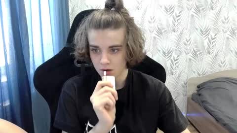 abbysal_blade online show from February 6, 7:02 am