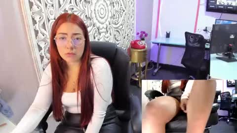 Snapshot of abbystones chatting on January 25, 3:09 pm Abby Stones online show from January 25, 3:09 pm