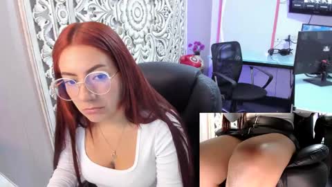 Snapshot of abbystones chatting on January 25, 6:13 pm Abby Stones online show from January 25, 6:13 pm