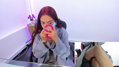 Snapshot of abbystones chatting on January 30, 12:16 pm Abby Stones online show from January 30, 12:16 pm