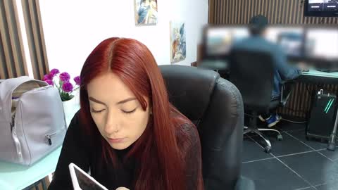 Snapshot of abbystones chatting on February 5, 11:34 am Abby Stones online show from February 5, 11:34 am