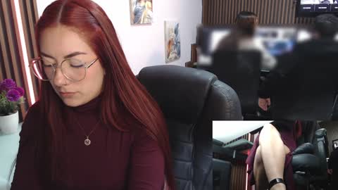 Snapshot of abbystones chatting on February 7, 5:40 pm Abby Stones online show from February 7, 5:40 pm