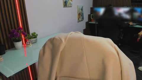 Snapshot of abbystones chatting on February 12, 11:51 am Abby Stones online show from February 12, 11:51 am