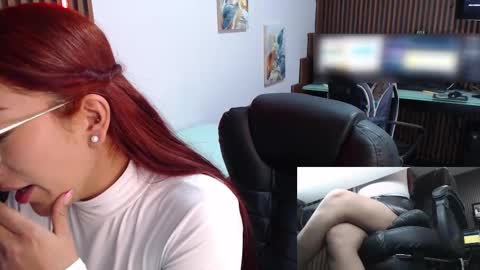 Snapshot of abbystones chatting on February 13, 5:44 pm Abby Stones online show from February 13, 5:44 pm