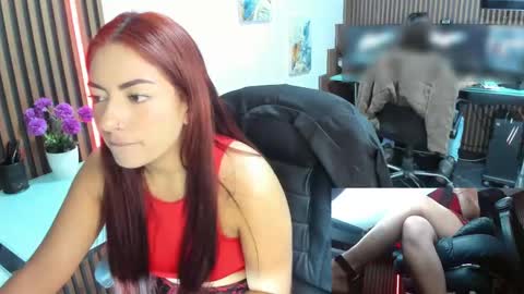 Snapshot of abbystones chatting on February 14, 11:53 am Abby Stones online show from February 14, 11:53 am