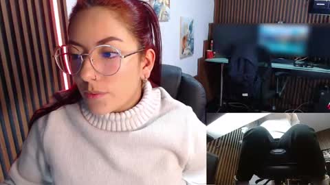 Snapshot of abbystones chatting on February 20, 10:59 pm Abby Stones online show from February 20, 10:59 pm