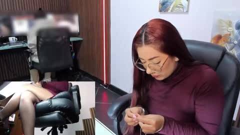 Snapshot of abbystones chatting on February 27, 3:26 pm Abby Stones online show from February 27, 3:26 pm