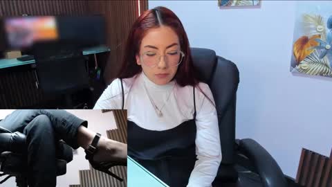 Snapshot of abbystones chatting on March 4, 6:07 pm Abby Stones online show from March 4, 6:07 pm