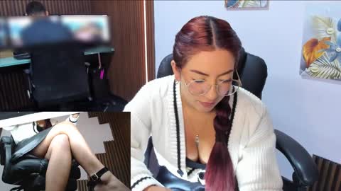 Snapshot of abbystones chatting on March 5, 2:45 pm Abby Stones online show from March 5, 2:45 pm