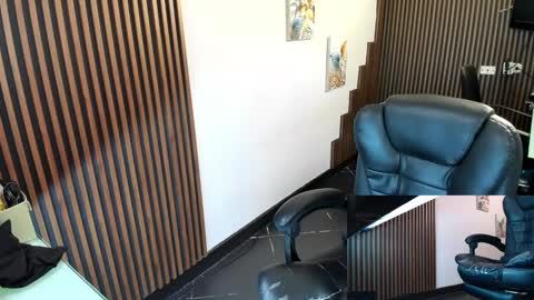 Snapshot of abbystones chatting on September 12, 10:37 am Abby Stones online show from September 12, 10:37 am