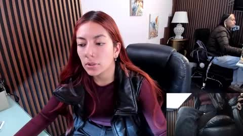 Snapshot of abbystones chatting on October 2, 12:56 pm Abby Stones online show from October 2, 12:56 pm