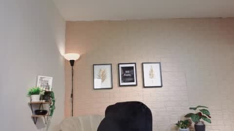 Snapshot of abbystones chatting on July 28, 3:21 pm Abby Stones online show from July 28, 3:21 pm