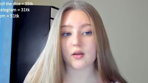 Snapshot of abbywyte chatting on January 11, 11:12 am Abby Stream at Sat Sun Mon Fri online show from January 11, 11:12 am