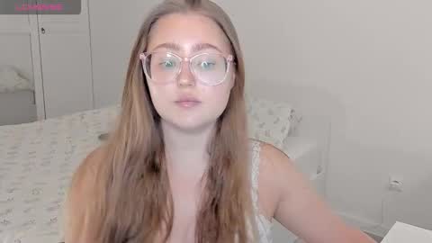 Abby    Stream at Sat  Sun  Mon  Fri online show from November 9, 2:04 pm