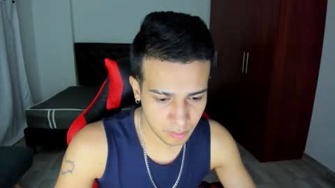 Snapshot of abelasburgo chatting on May 5, 8:22 am Independence model AbelAsburgo online show from May 5, 8:22 am