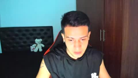 Snapshot of abelasburgo chatting on August 4, 7:22 am Independence model AbelAsburgo online show from August 4, 7:22 am