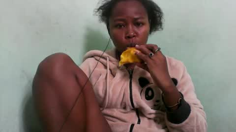 abella677022 online show from February 24, 3:10 pm