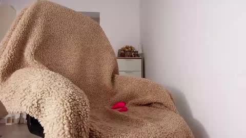 Snapshot of abellaangel chatting on January 14, 8:37 pm Mermaid online show from January 14, 8:37 pm