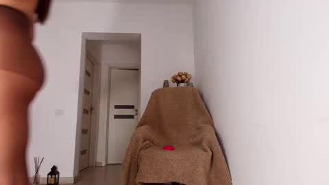 Snapshot of abellaangel chatting on February 8, 9:57 pm Mermaid online show from February 8, 9:57 pm