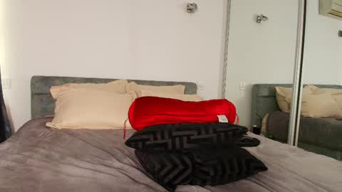 Mermaid online show from April 23, 9:52 am