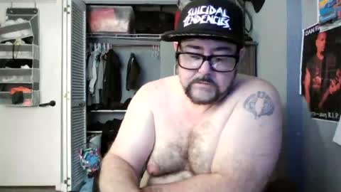 Snapshot of abennett76 chatting on June 21, 3:36 pm AJ online show from June 21, 3:36 pm