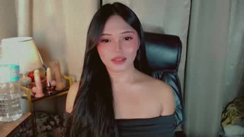 Snapshot of abetterchristine chatting on June 20, 7:11 am Abetterchristine online show from June 20, 7:11 am