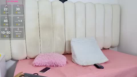 Snapshot of abi_doll chatting on June 19, 12:09 pm abi_doll online show from June 19, 12:09 pm