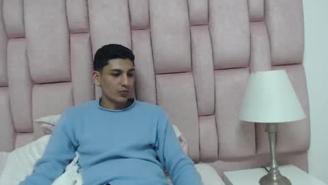 abie  max online show from December 2, 9:17 pm