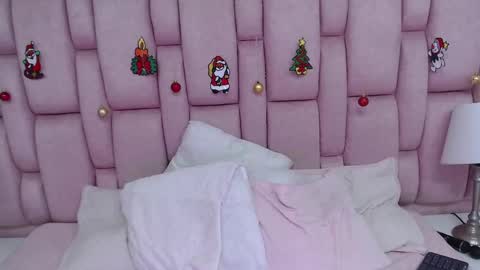 abie  max online show from December 7, 2:42 am