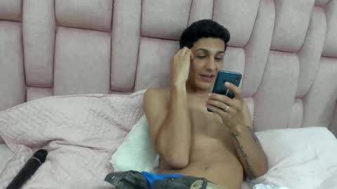 abie  max online show from January 16, 1:06 am