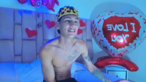 abie  max online show from February 12, 9:01 pm